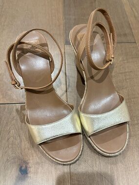 Tory Burch Landon Gold And Tan Espadrille Wedges 7.5